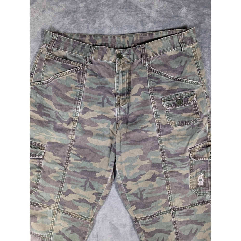Fashion Bug Camo Cargo Capri Pants Size 14 Distressed Y2K Utility Mid Rise - Picture 3 of 13
